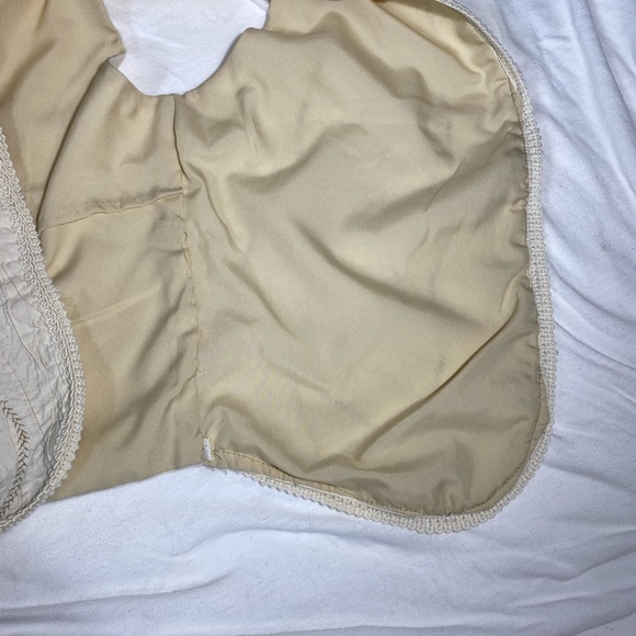 Vintage Handmade Cream Vest - Picture 11 of 15